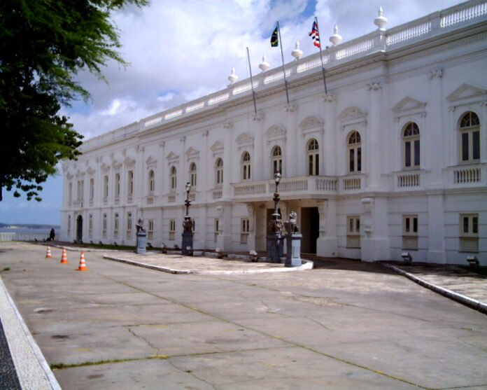 palacio-dos-leoes-sao-luis-maranhao-brasil.jpg